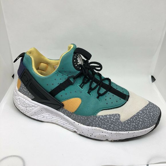 Nike Other - Nike 806979-103 Air Huarache Utility Premium SZ 13